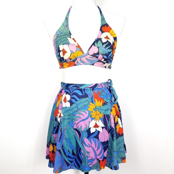 vinta Other - Vintage Retro Floral Bikini Top and Sarong Skirt